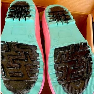 Brand New Lily & Dan Kids Boots. Christmas Season Grab These,They wont last!